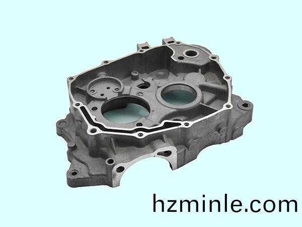 鋁(lv)郃金壓鑄(zhu)--汽車配(pei)件壓鑄件(jian)