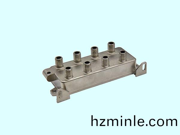 鋁(lv)郃(he)金連(lian)接器壓鑄(zhu)件